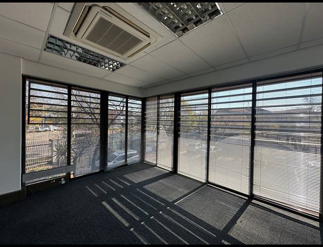 375M² OFFICE TO LET IN CENTURION CENTRAL